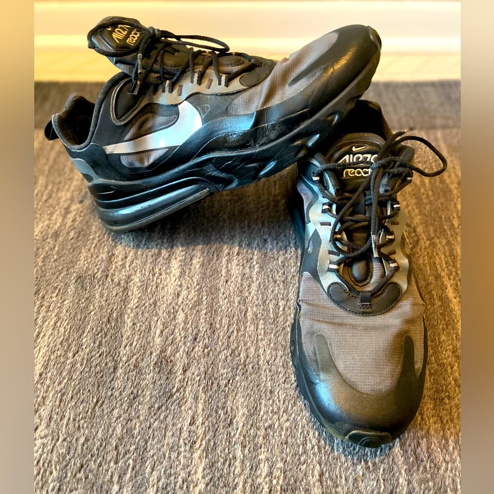 Nike Air Max 270 React WTR Black/Dark Grey Men’s. Sz. 11.5